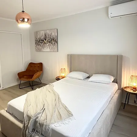 Monique's 2 Timişoara