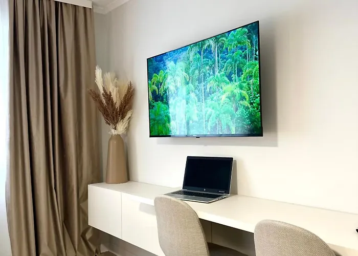 Monique's 2 Temešvár