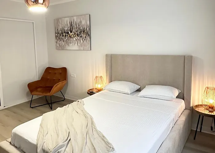 Monique's 2 Timişoara